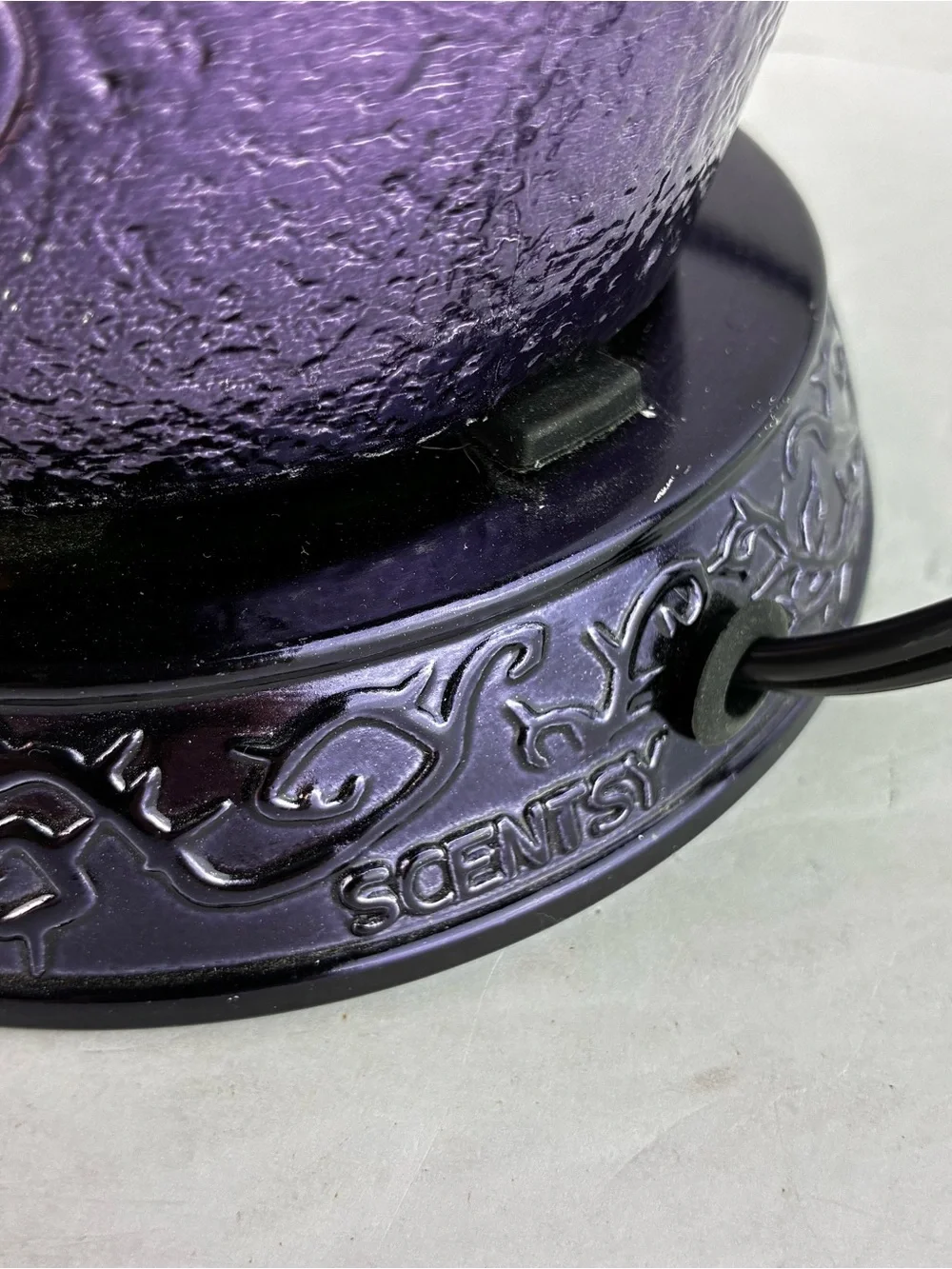 Scentsy Disney Villains Wax Warmer